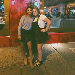 Meet your Posher, Julia